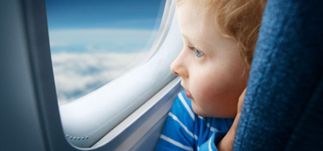 Play it Safe when Flying With Your Child