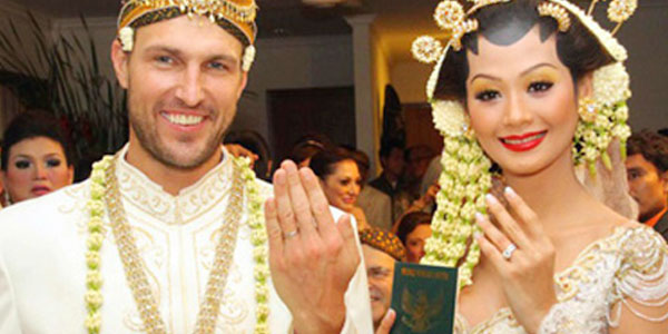 Mixed Marriages - Indonesians and Expatriates