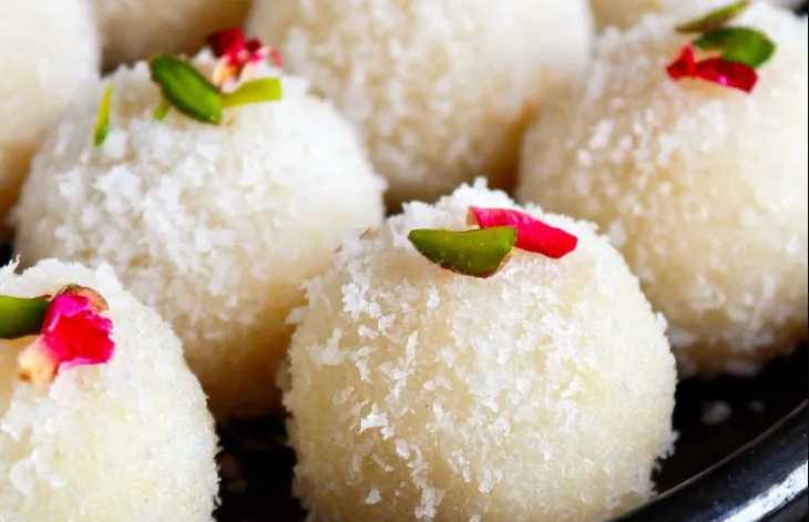 Easy 2 ingredient coconut laddoo