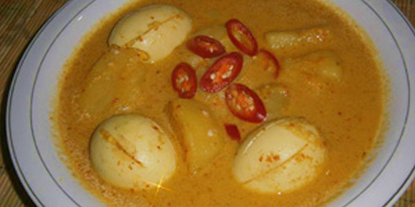 Padang Style Eggs in Coconut Milk