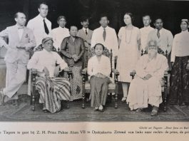 Rabindranath Tagore berjumpa Paku Alam di Yogyakarta,1927