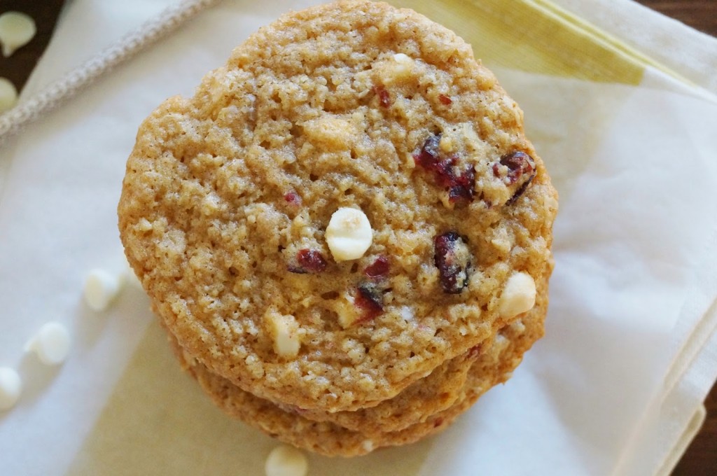 Scrumptious Oatmeal White Chocolate Cranberry Cookies