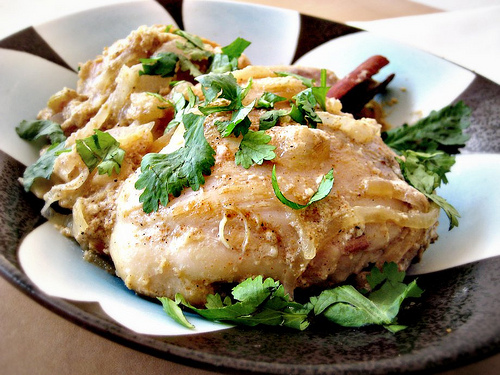 Royal Chicken in Almond Sauce