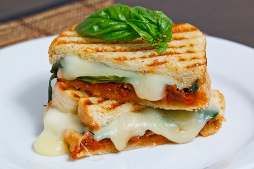 Sun-Dried Tomato Pesto Sandwich