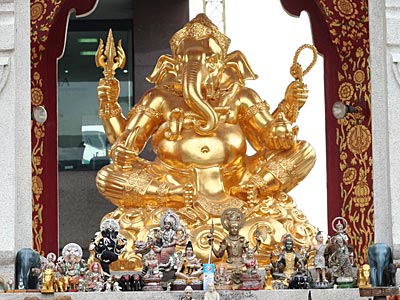 Spiritual High - Explore Bangkok's Ratchaprasong district: Ganesh Shrine