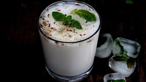 Spicy Ginger and Coriander Lassi
