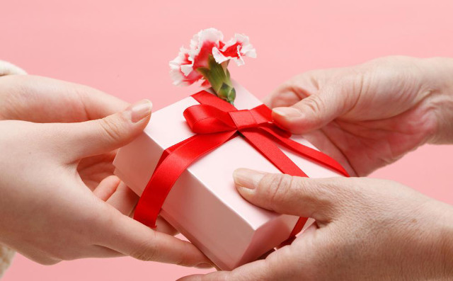 How to Pick the Perfect Gift for Someone