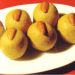 Indian Sweets Recipe: Besan Ke Ladoo