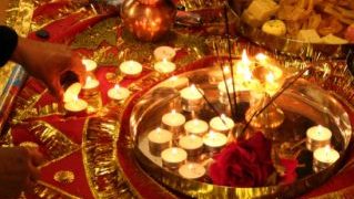 all-about-laxmi-puja-during-diwali