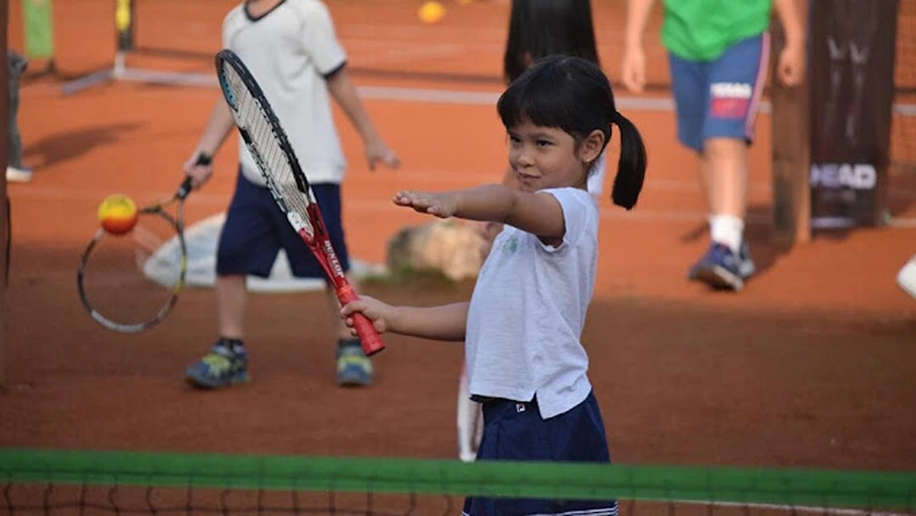 Learning to Play Tennis in Jakarta AD Tennis Academy