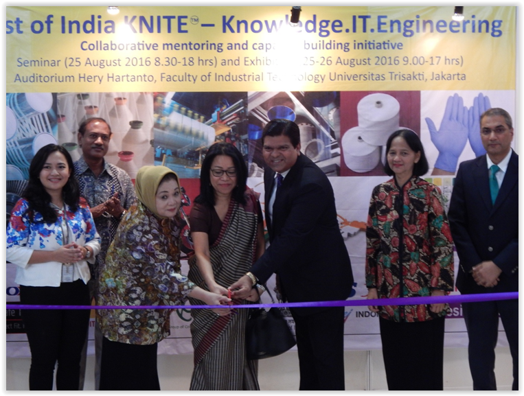 The Best of India KNITE Knowledge-IT-Engineering event is jointly launched by H.E Ambassador of India to Indonesia Ms Nengcha Lhouvum (center), Ibu Asri Adjidarmo of Trisakti University (to her left) and Mr Amol Titus of IndonesiaWISE (to her right).