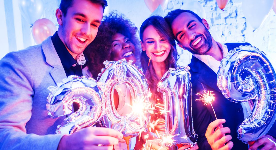 Tips to Have a Great NYE Party at Home