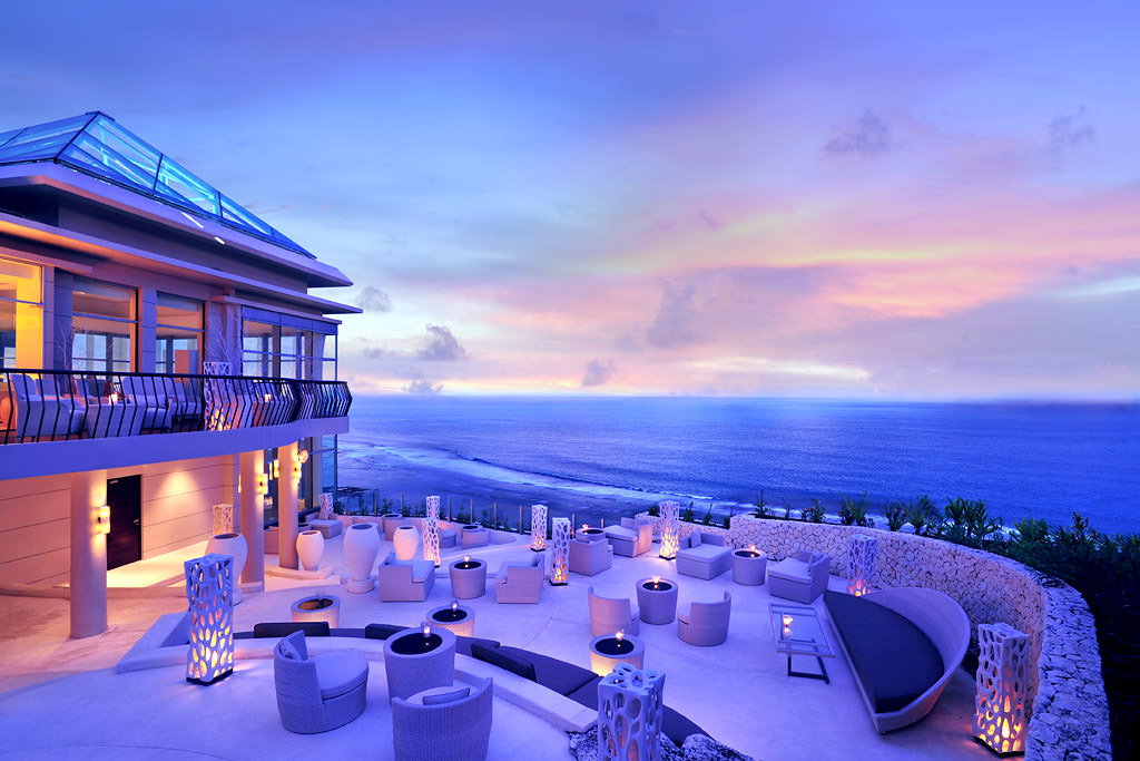 5 Romantic Restaurants in Bali to Celebrate Valentine's Day