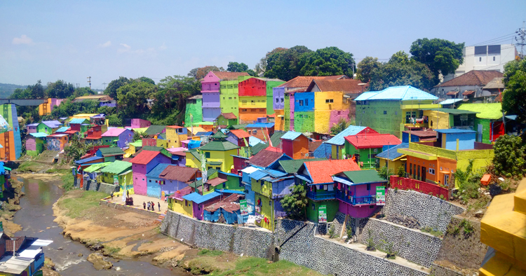 Kampung Warna Warni Jodipan, a Colorful Village in Malang