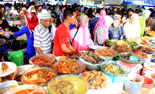 9 Popular Pasar Ramadan You #MustVisit in Indonesia