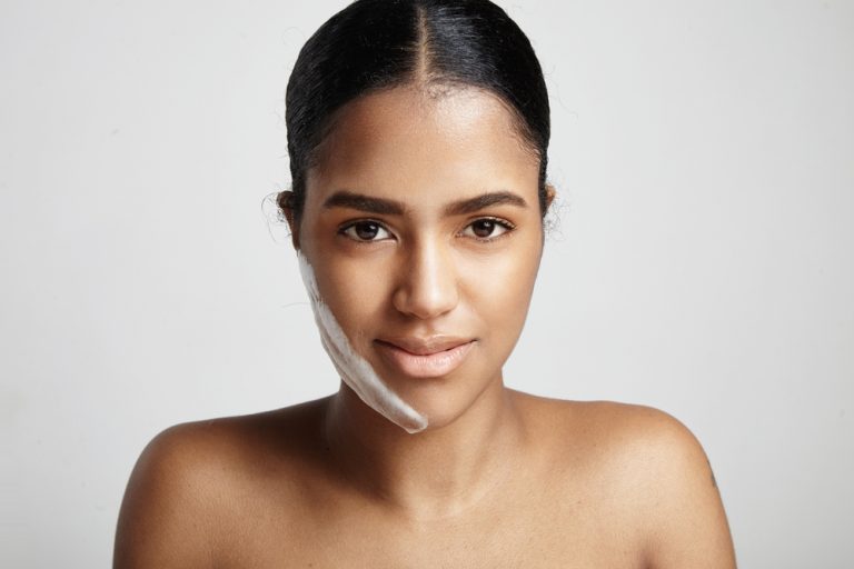 Simple Treatments to Make Facial Pores Smaller
