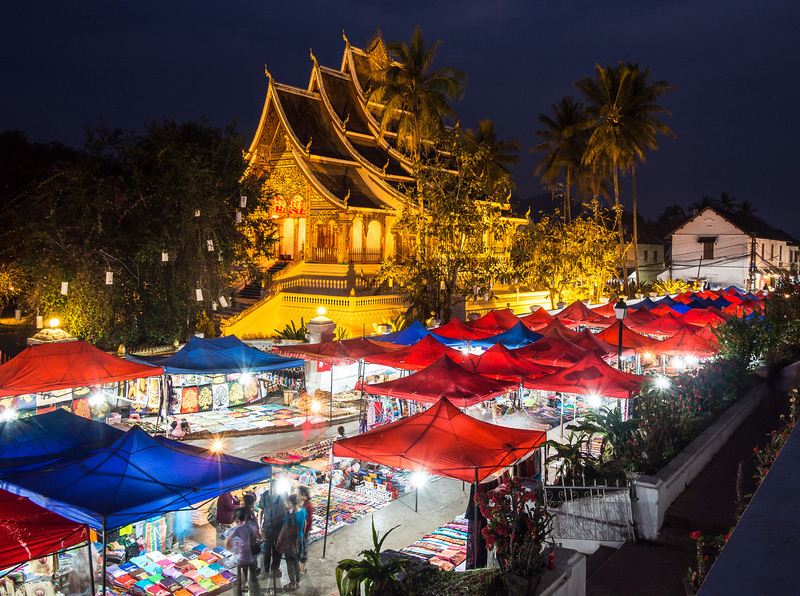 explore-laos-five-remarkable-things-to-do-luang-prabang-night-market