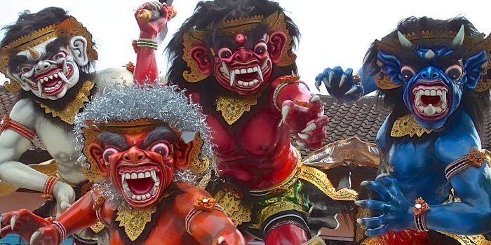 Pengrupukan Rituals-of-Nyepi-The-Worlds-Most-Unique-New-Year-Celebration-Pengrupukan