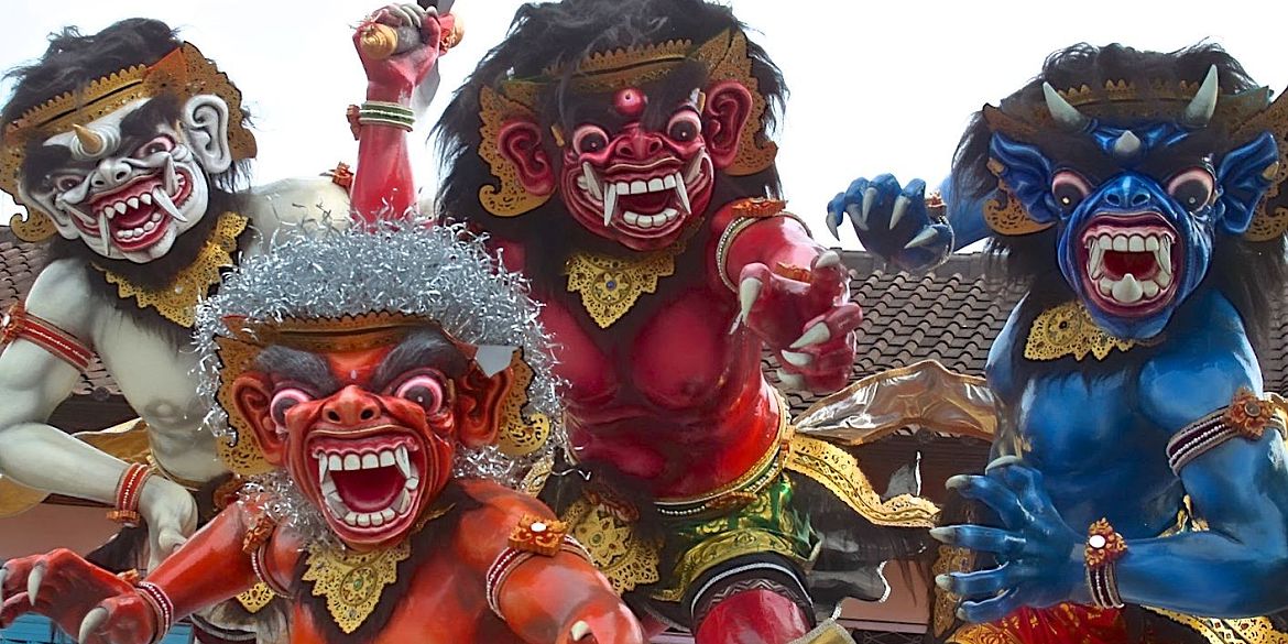 Rituals-of-Nyepi-The-Worlds-Most-Unique-New-Year-Celebration-Pengrupukan