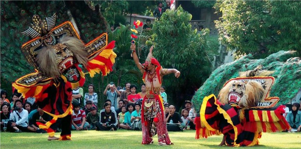 10 Traditional Indonesian Dances You Need to Know