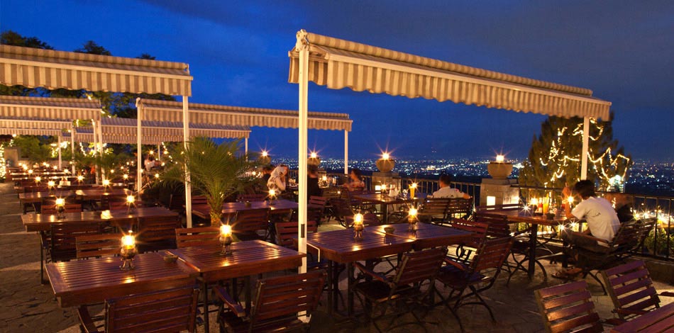 11-restaurants-in-bandung-with-breathtaking-views-the-valley-bistro
