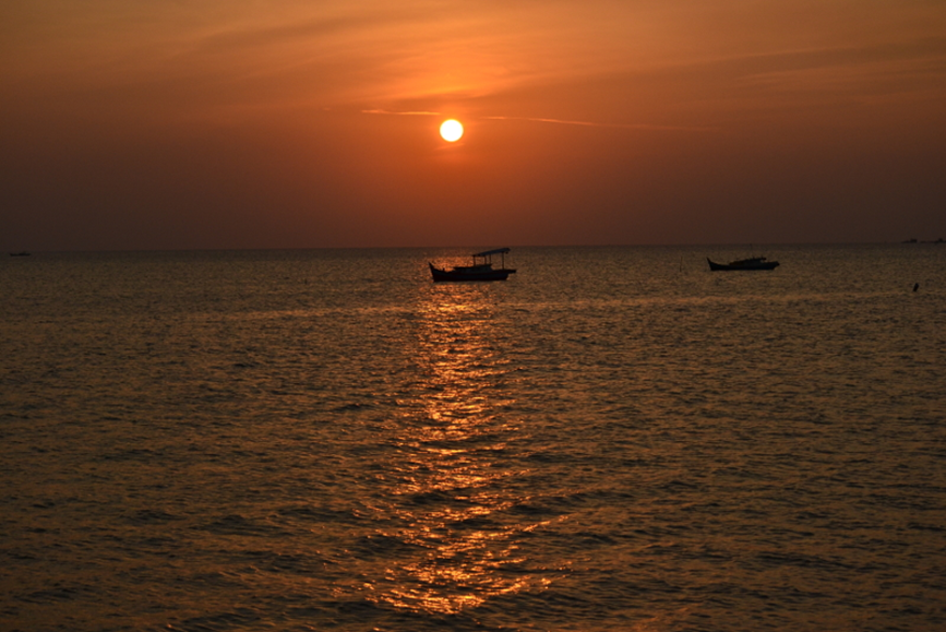 Could spend hours watching the Sunset at Belitung