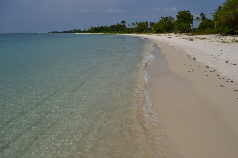 Long Lovely beaches with bleached sands