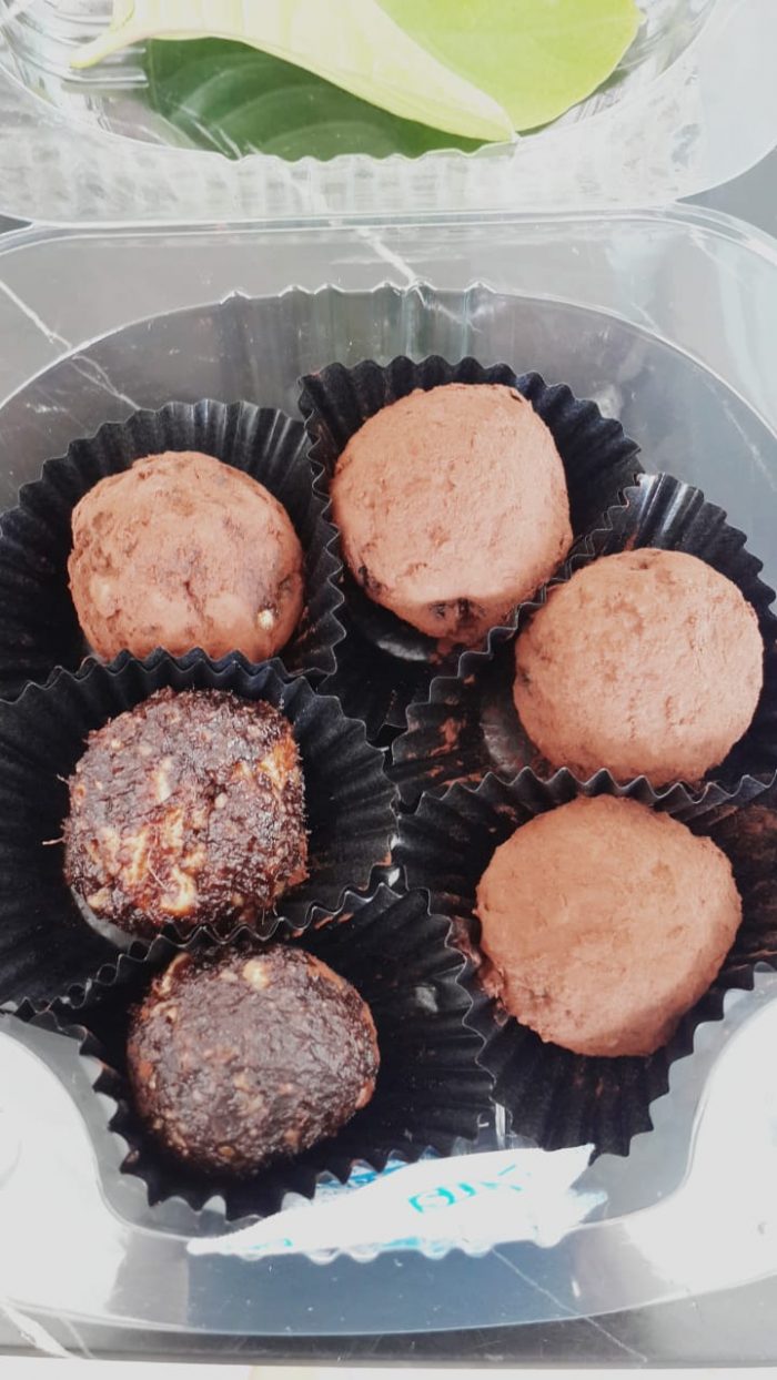 Malti Mocha Truffles https://www.indoindians.com/healthydesserts-recipe-raw-mocha-truffles-by-malti/