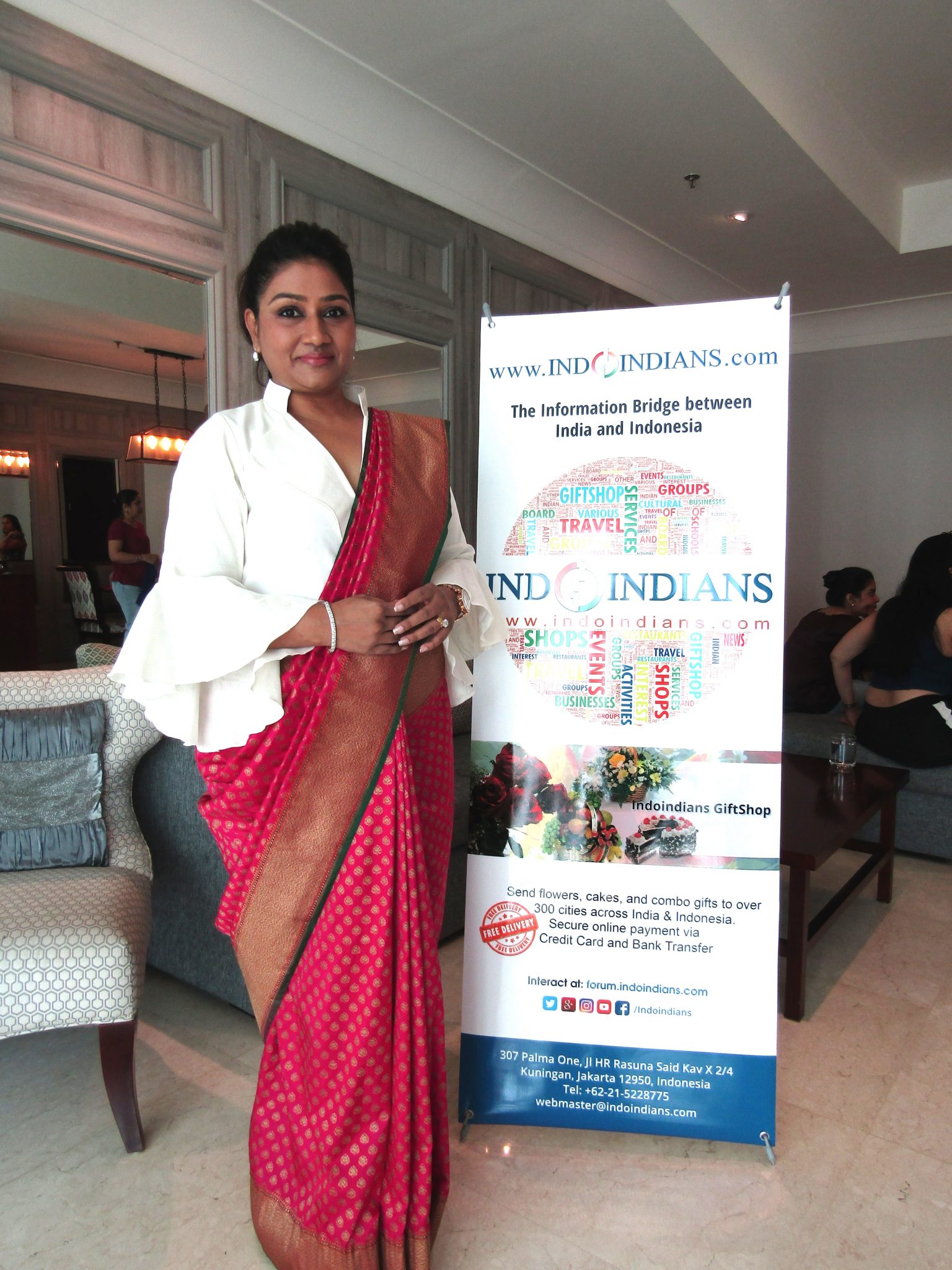 Dolly Jain, Fastest Saree Draper in the World
