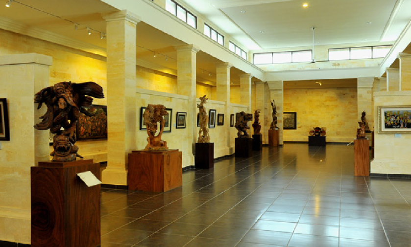 5-Must-Visit-Art-Galleries-in-Bali-Museum-Puri-Lukisan