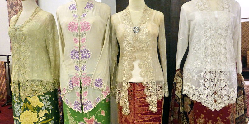 All About Kebaya: Indonesia’s Traditional Formal Wear for Women