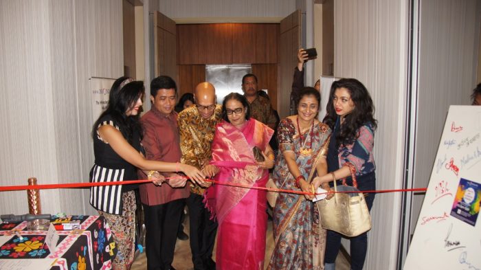 cutting the ribbon inaugration of charity art event 2019
