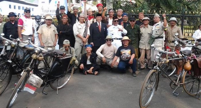 Paguyuban Sapedah Bahela Bandung (PSBB) 10-Most-Unique-Communities-in-Indonesia-Paguyuban-Sapedah-Bahela-Bandung-PSBB