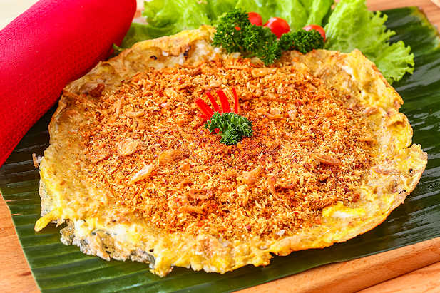 JakartaSnacks Kerak Telor Recipe Indoindians com JakartaSnacks Kerak Telor Recipe Indoindians com