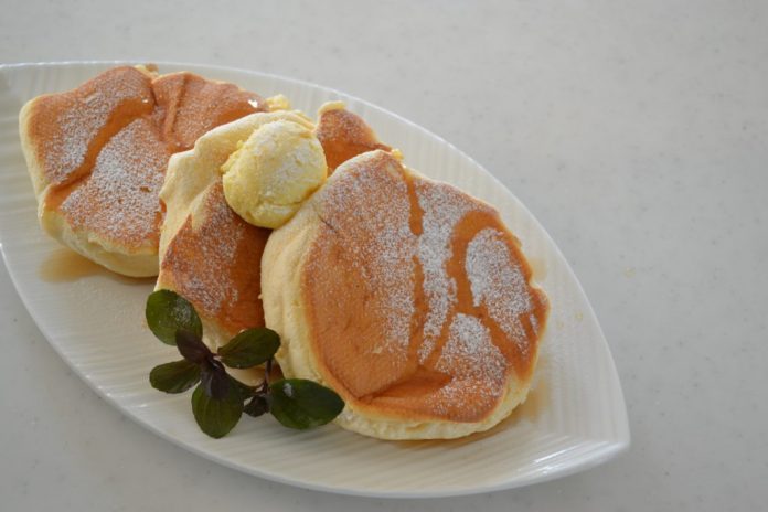 Trending-Food-Fluffy-Japanese-Pancakes