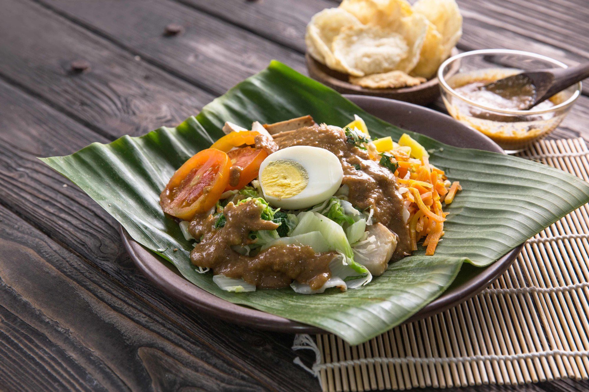 6-Balanced-Indonesian-Lunch-Ideas-With-a-Ton-of-Protein-and-No-Meat-Gado-Gado