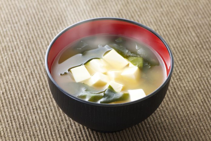 Miso Soup 8-Delicious-Vegan-Recipes-with-Miso-Miso-Soup