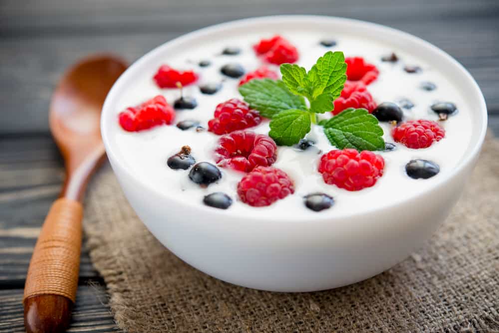 10-Kitchen-Ingredients-to-Boost-your-Immunity-Yoghurt