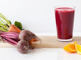 Carrot and Beetroot Smoothie for Under Eye Dark Circles