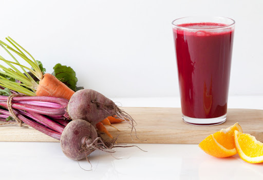 Carrot and Beetroot Smoothie for Under Eye Dark Circles