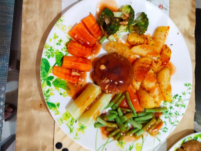 Tempeh-Steak-with-Bbq-Sauce-by-Sushila-Mahtani