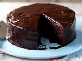 Easy Chocolate Cake by Arti Gidwani