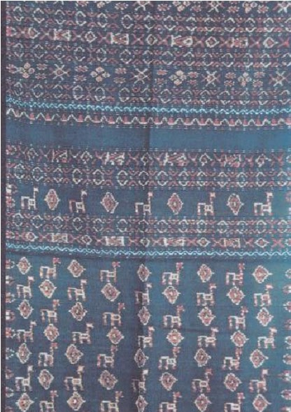 39-Traditional-Fabrics-of-Flores-Lawo-Jara
