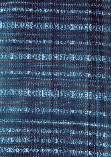 39-Traditional-Fabrics-of-Flores-Lawo-mangga