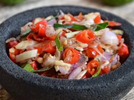 Savory-and-Spicy-Sambal-Matah-Recipe