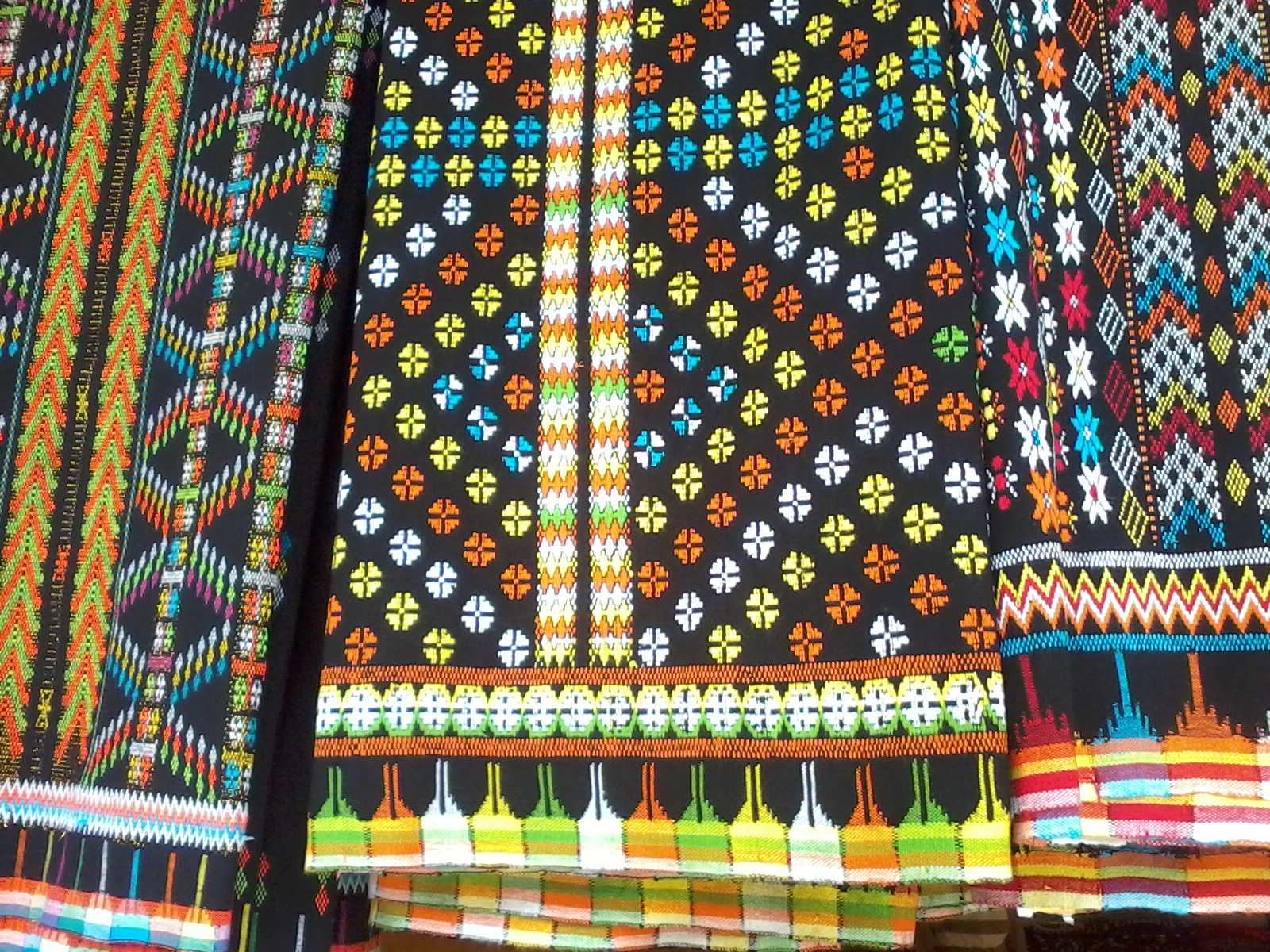 39-Traditional-Fabrics-of-Flores-Songke-Manggarai