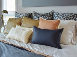 Tips-to-Improve-Your-Nighttime-Skincare-Routine-Change-your-pillowcases-regularly