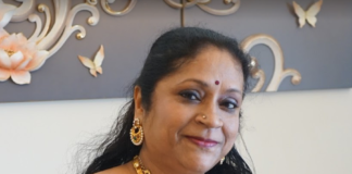 Indoindians Extraordinary Women Awardee for Education - Saraswathi Suresh