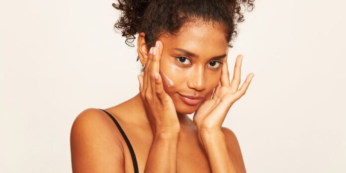 9 Important Things to Know Before Using Retinol and Retinoids
