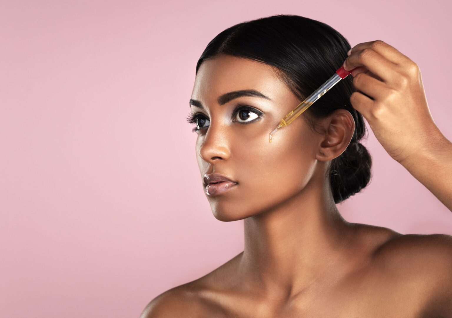 7 Local Retinol Serums for Youthful, Glowing Skin